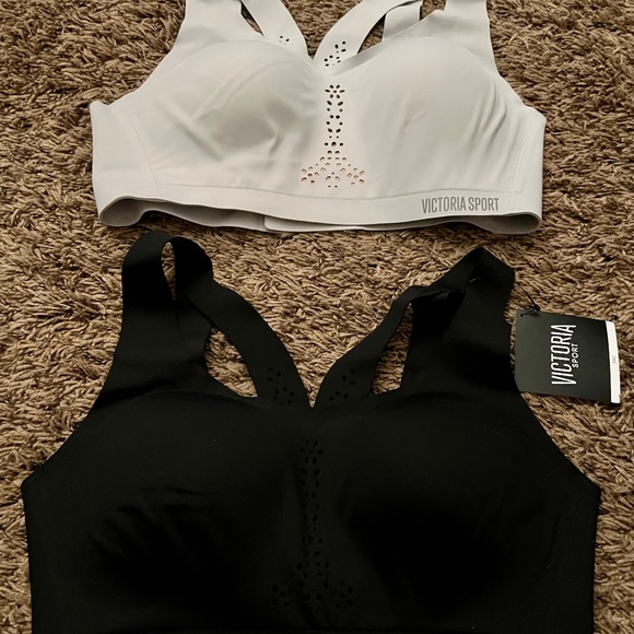 Victoria Secret 2 pack Sport Bras ( New) - Picture 1 of 3
